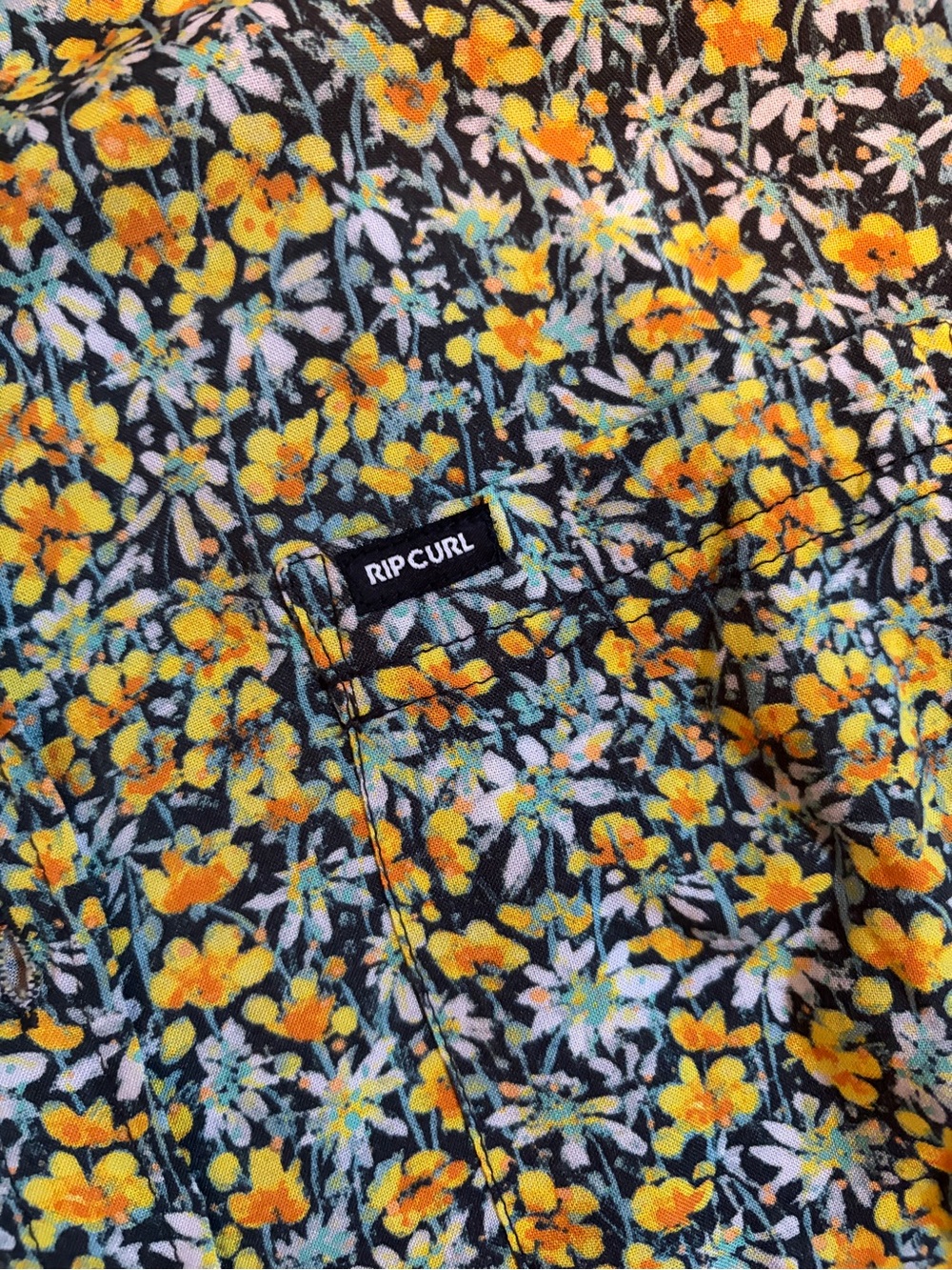 Men’s Rip Curl button up Floral Shirt LX